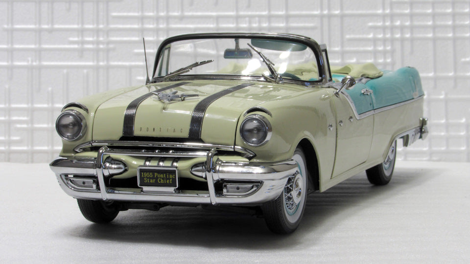 Pontiac Star Chief Convertible 1955 "I Love Lucy"