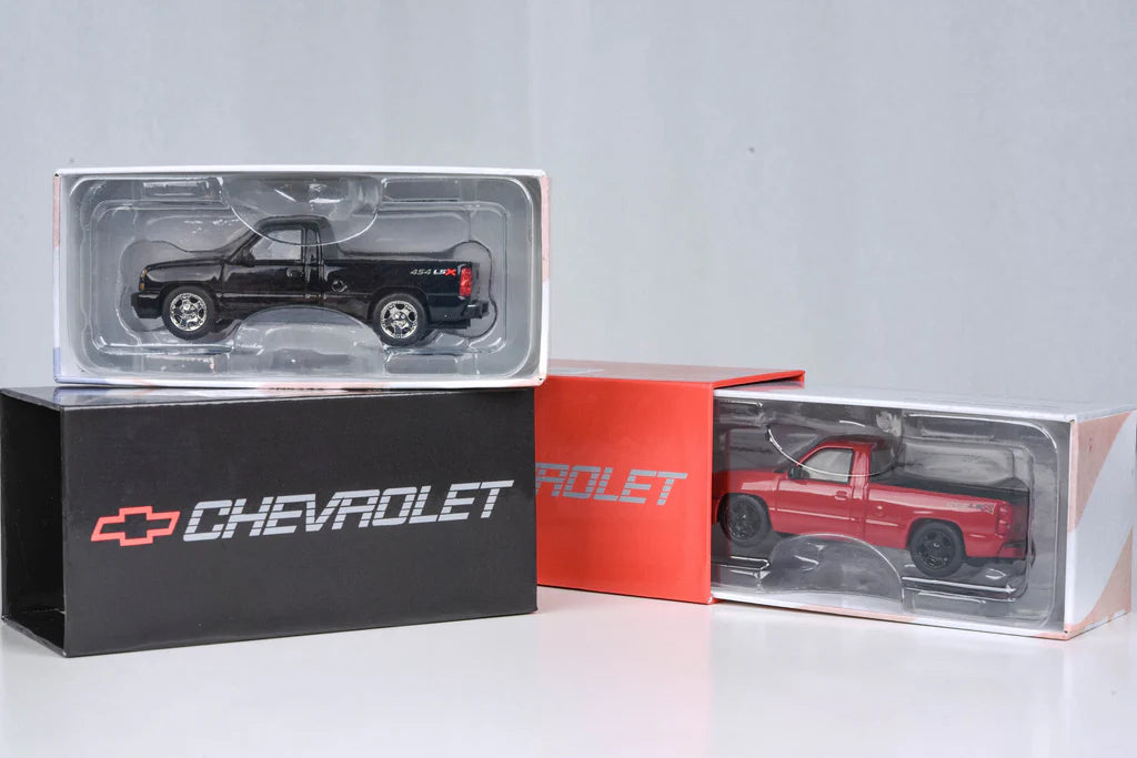 PARA64-2006 Chevrolet Silverado Single Cab Victory Red, PB-55382