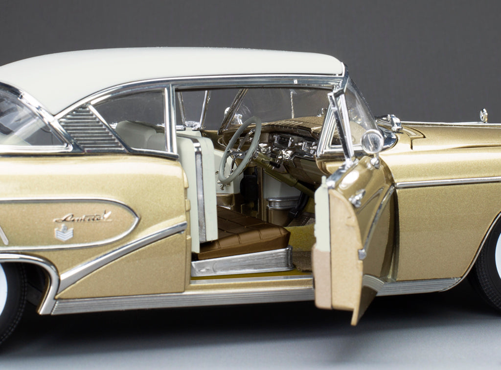 1958 Buick Limited Riviera Coupe – Glacier White / Gold Mist