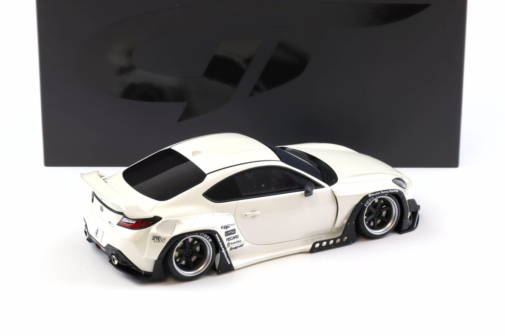 GT Spirit - 2023 TOYOTA GR86 COUPE - GT498