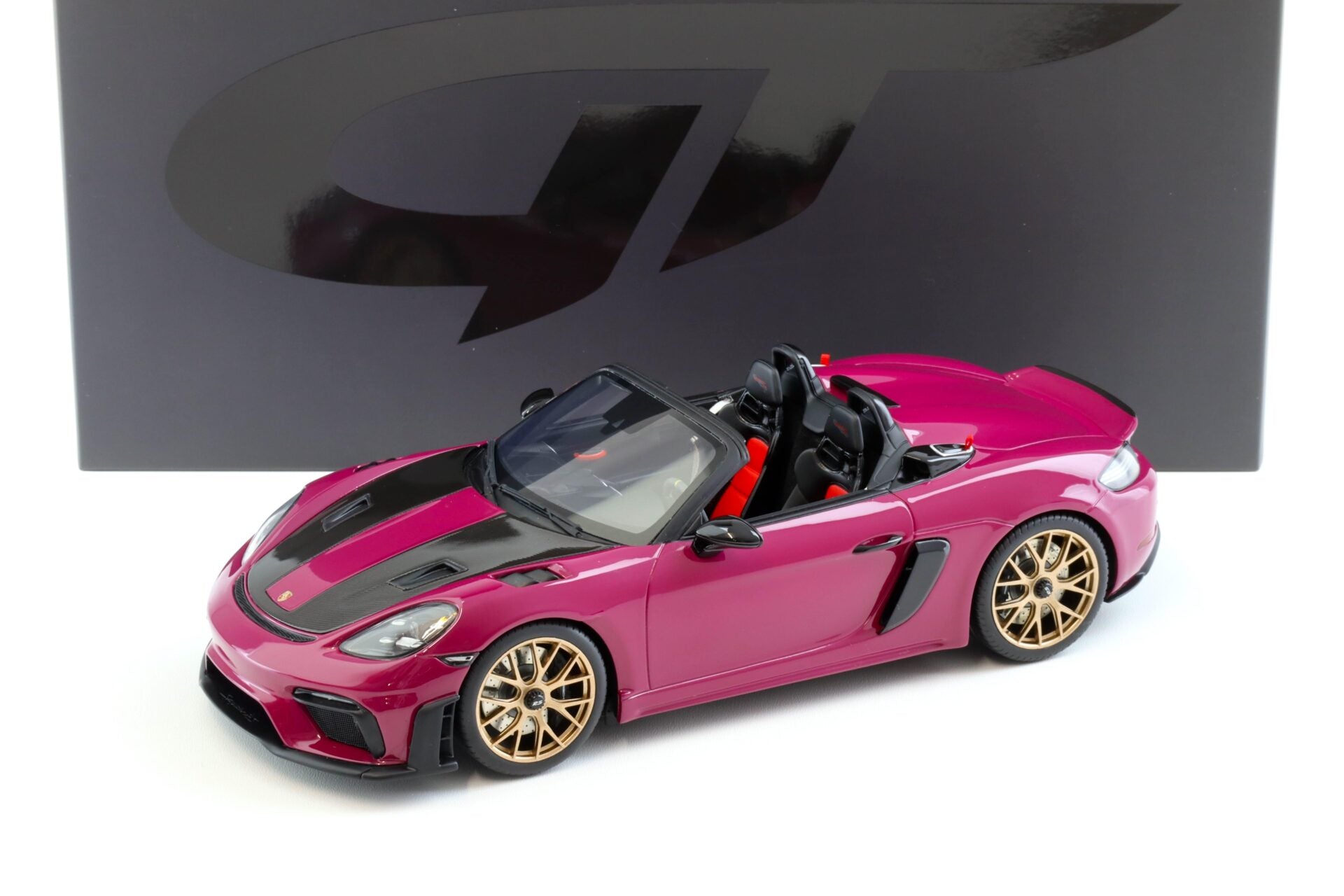GT SPIRIT-Porsche 718 Spyder RS Weissach Package 2023 Ruby Star