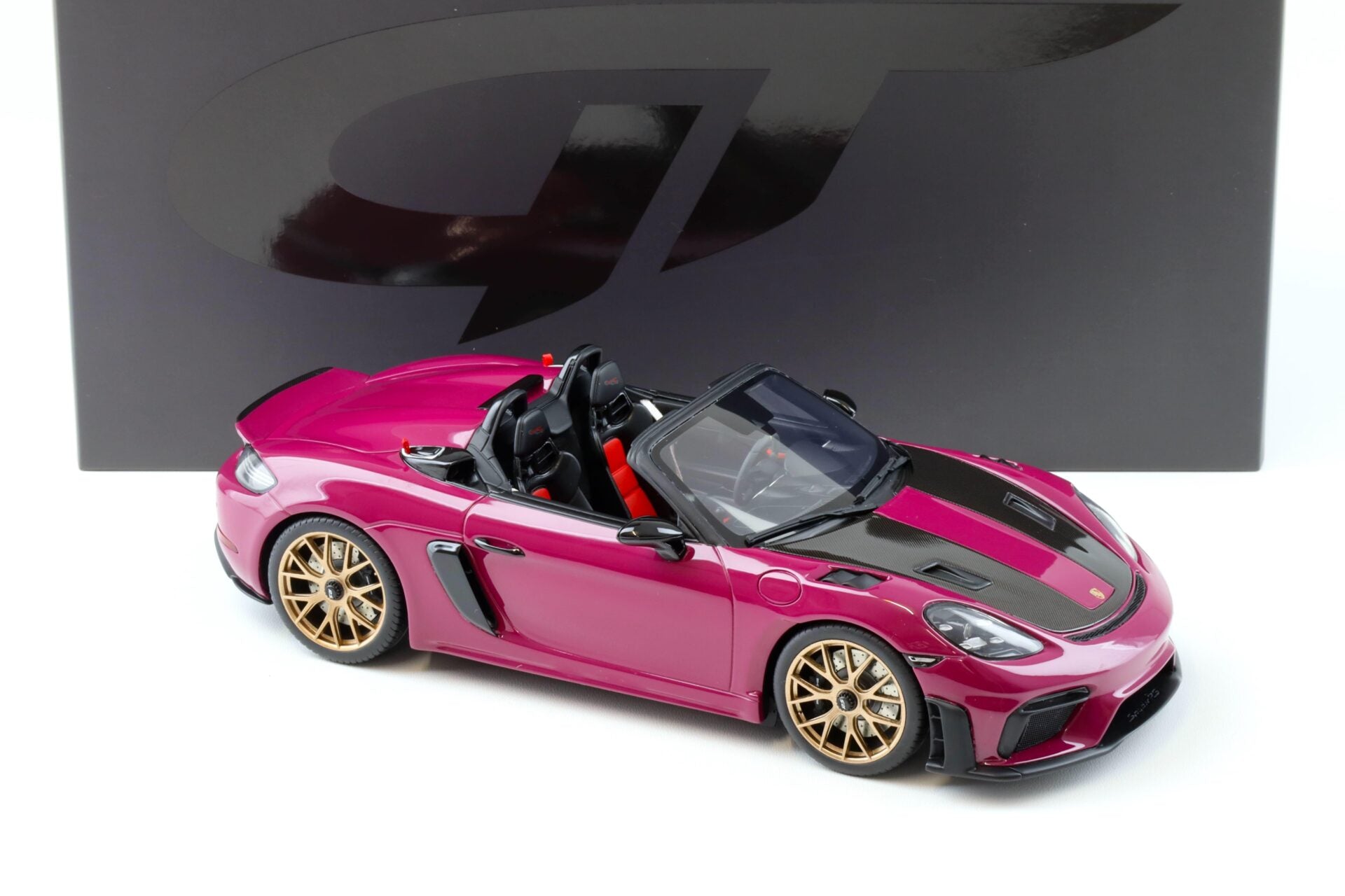 GT SPIRIT-Porsche 718 Spyder RS Weissach Package 2023 Ruby Star