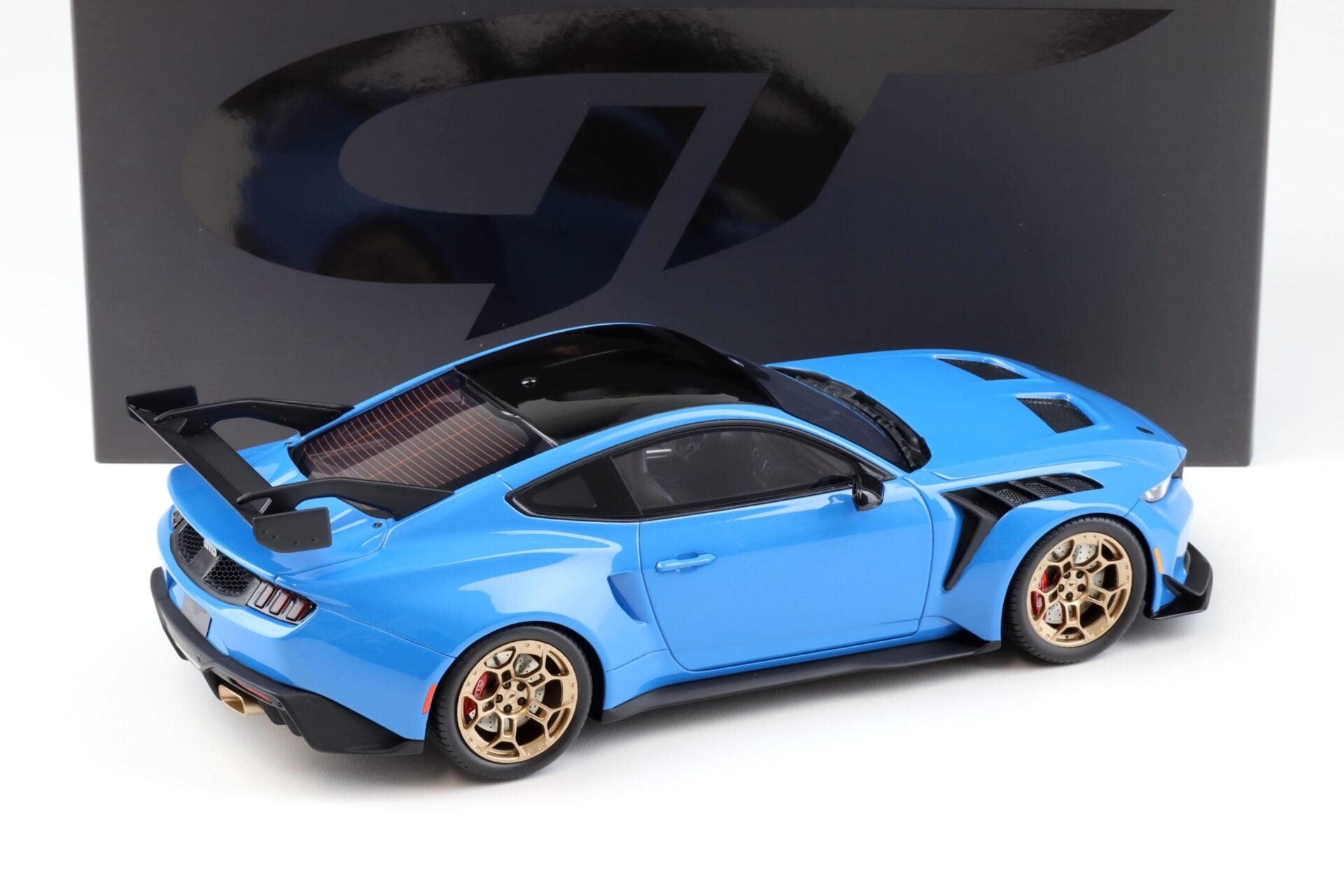 GT SPIRIT-2024 FORD MUSTANG GTD GRABBER BLUE