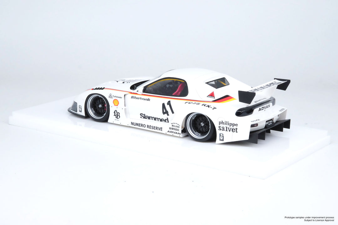 1:18 Mazda RX7 (FD3S) LB-SUPER SILHOUETTE WHITE