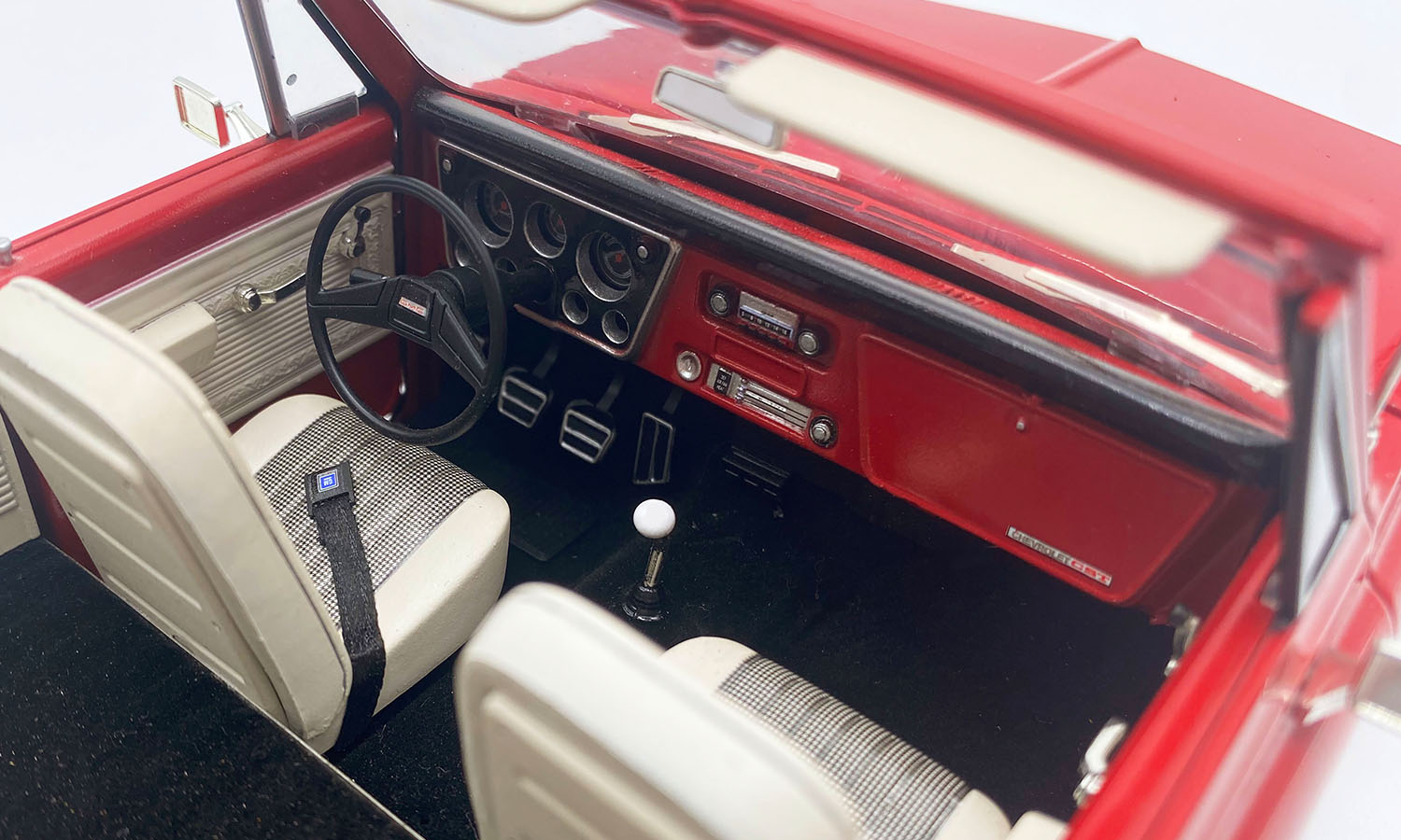 1970 GMC Jimmy "Slammed Custom"