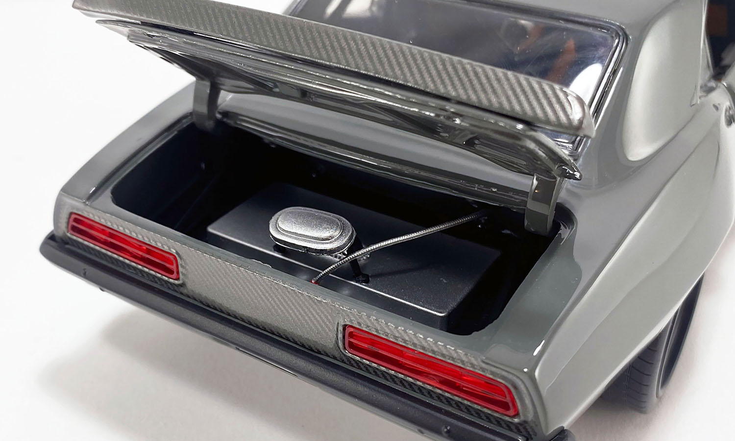 (PRE-ORDER HIVER/WINTER 2025) 1969 CHEVROLET CAMARO STREET FIGHTER "RHINO"