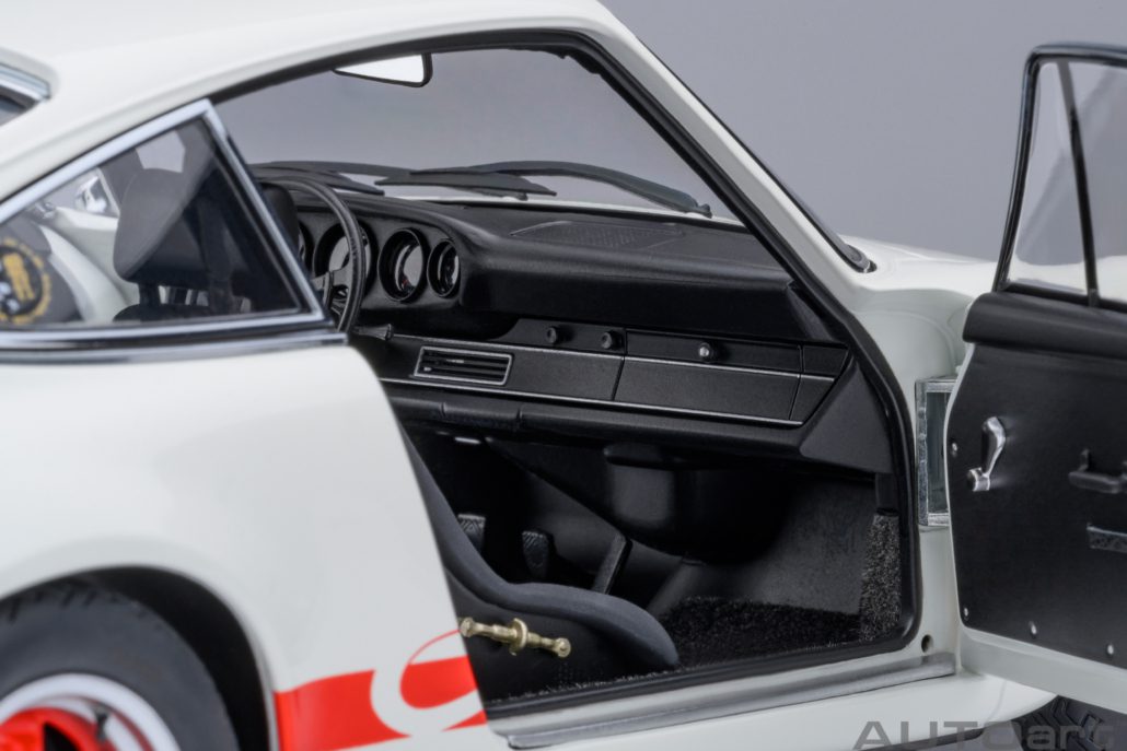 Porsche 911 Carrera 2.7 RS “THE CIRCUIT WOLF”