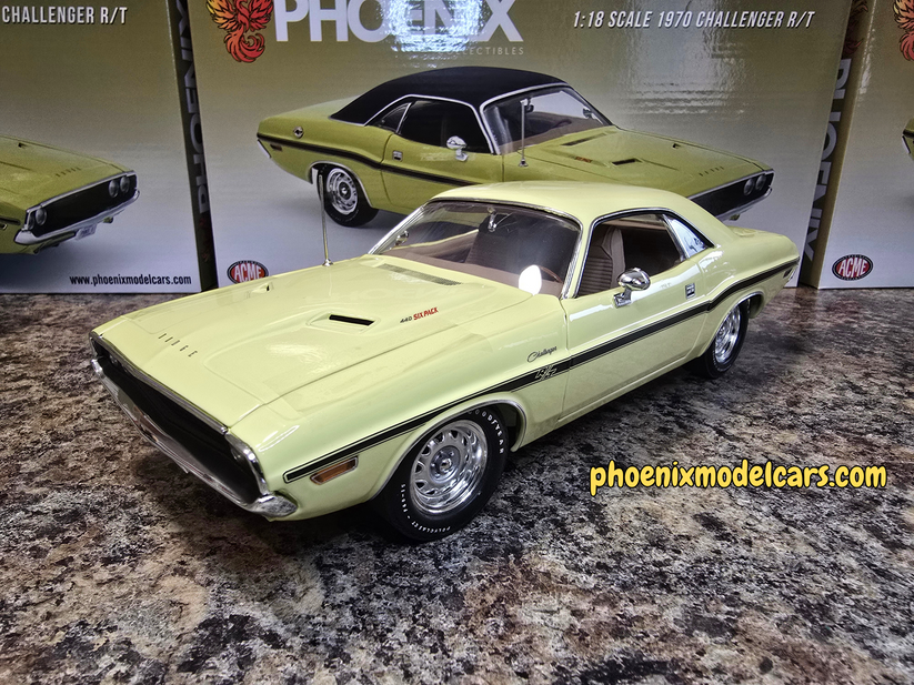 1970 Dodge Challenger DY2 Sunfire Yellow, Hard Top (Limitée à 54 unités-Limited to 54 units)