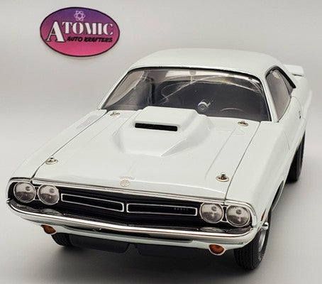 1971 Hemi Challenger Pro Stock, White (Limitée à 102 unités-Limited to 102 units)