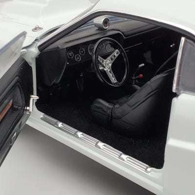 1971 Hemi Challenger Pro Stock, White (Limitée à 102 unités-Limited to 102 units)