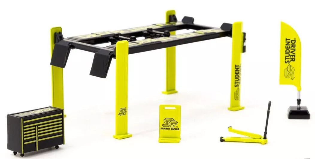 Tarmac Works 1:64 Garage Tools Set Student Driver