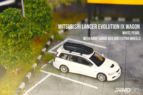 Mitsubishi Lancer Evolution IX Wagon Avec Coffre De Toit (Blanc)