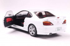 SOILDO-1999 Nissan Silvia (S15) Spec-R Aero RHD (Right Hand Drive) Aspen White S1812201