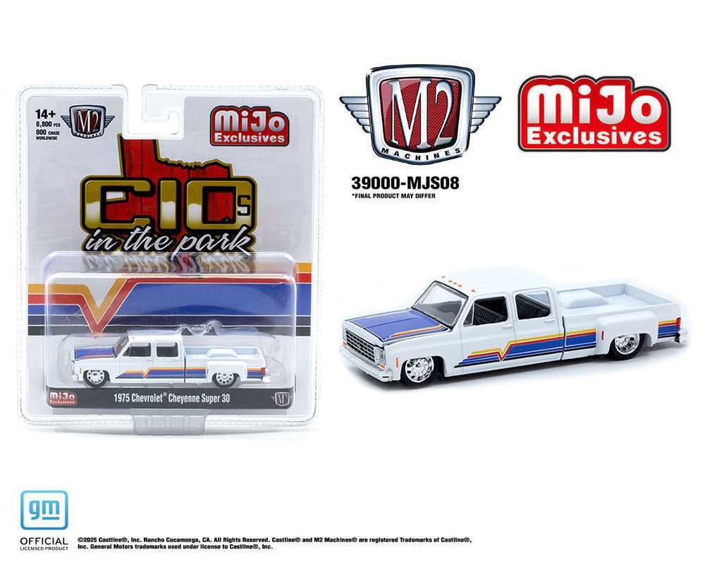 M2 Machines-1975 Chevrolet Cheyenne Super 30 Dually - 39000-MJS08