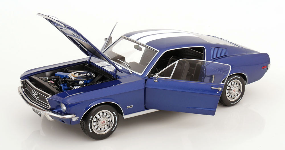 KK SCALE 1/12 - FORD USA - MUSTANG GT FASTBACK COUPE 1968 (Blue-White)