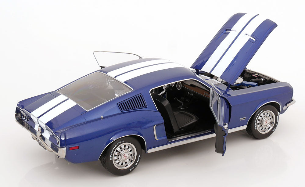 KK SCALE 1/12 - FORD USA - MUSTANG GT FASTBACK COUPE 1968 (Blue-White)