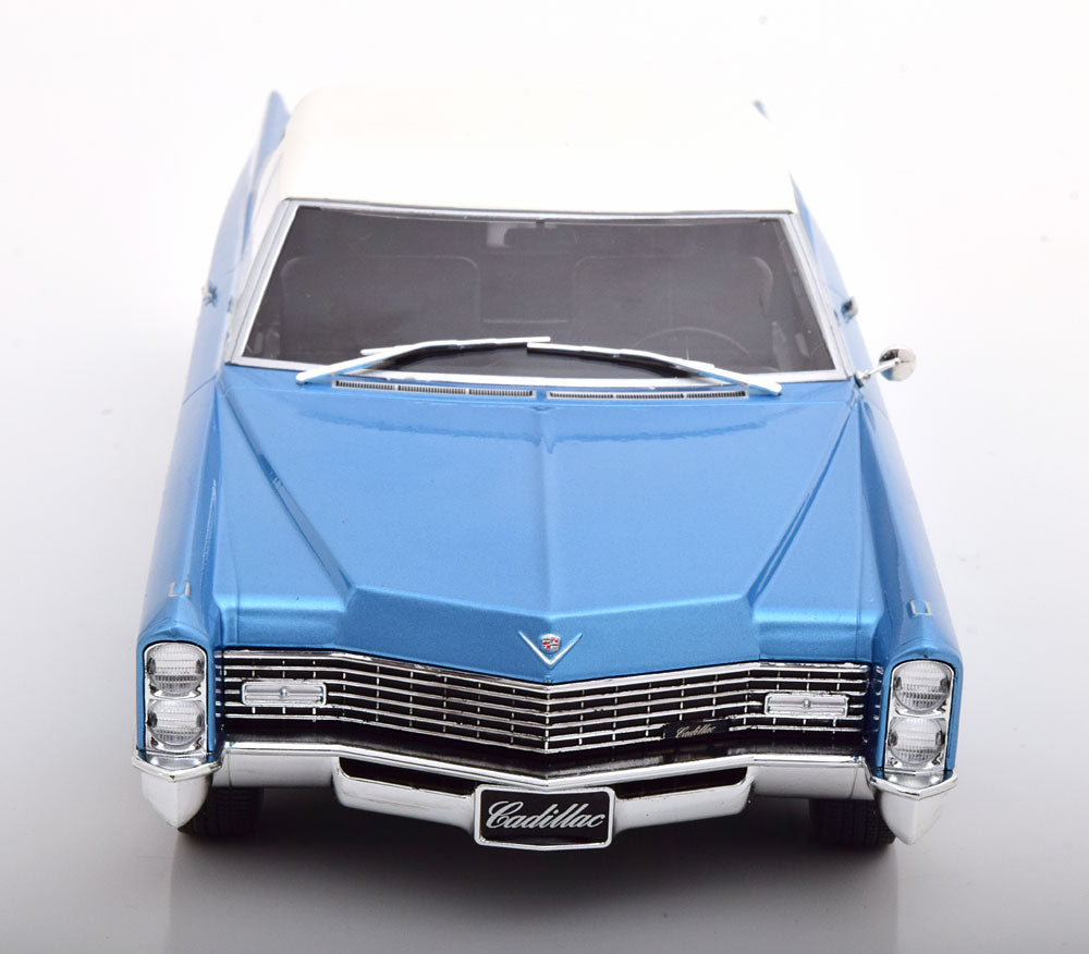 Cadillac DeVille Convertible with softtop 1968 (light blue metallic)