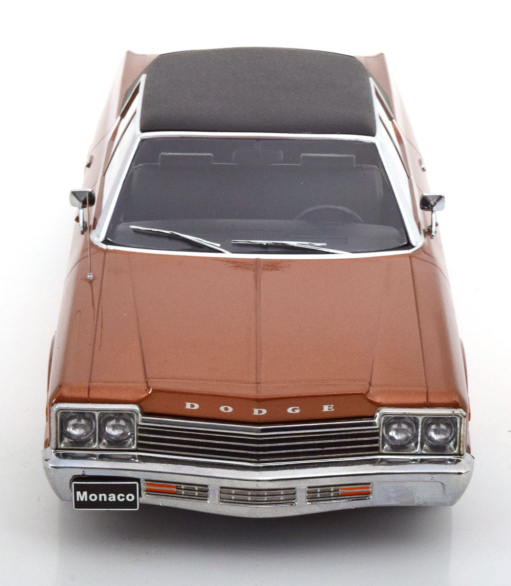 KK-SCALE-DODGE - 1974 MONACO (Brown Metallic-Black Roof)
