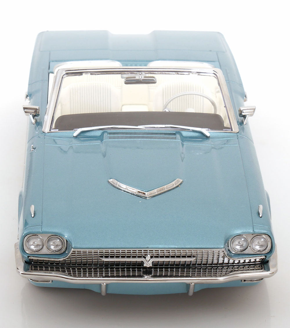 (PRE-ORDER 2025) 1966 Ford Thunderbird
Convertible "Thelma and Louise"