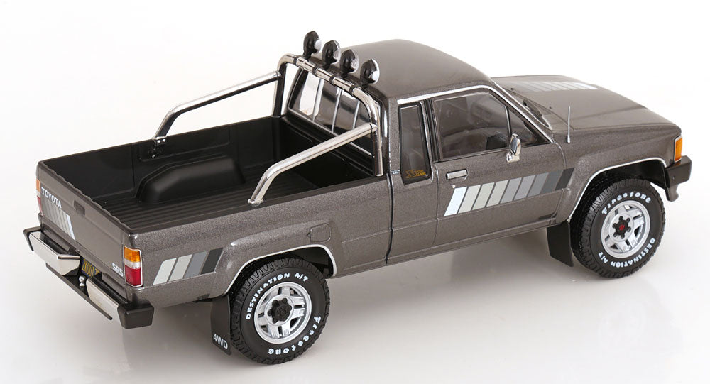 Toyota Truck Xtra Cab 4x4 Hilus 1985 (Gris métallisé/Grey Metallic)