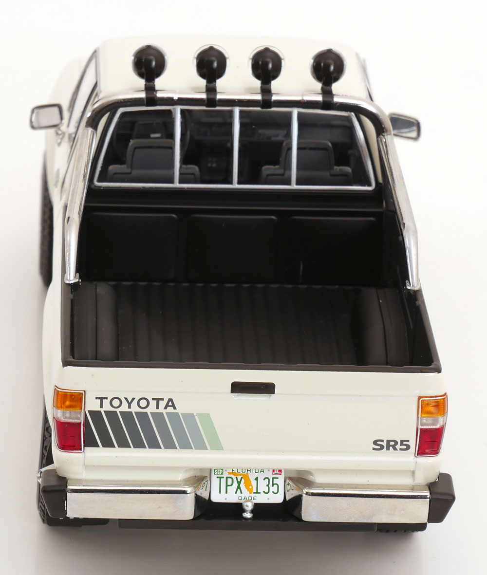 Toyota Truck Xtra Cab 4x4 Hilus 1985 (Blanc/White)