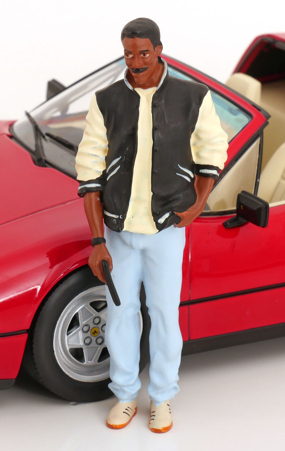 KK SCALE 1/18-Ferrari-328 GTS US Version + Axel Foley Figure (Beverley Hills Cop 1984)
