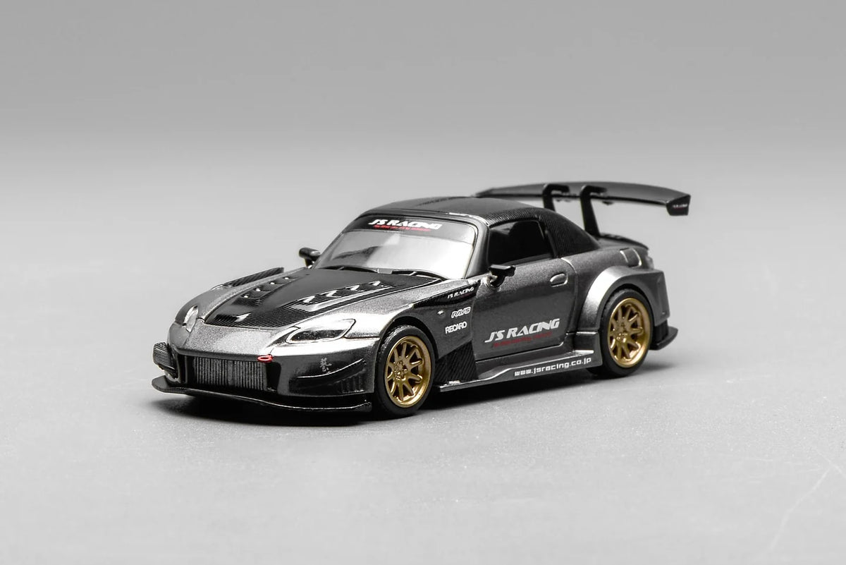 Motorhelix 1:64 Honda S2000 J’s Racing – Moon Rock Metallic – Clear Display Box – M65145