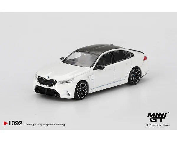 MINI GT- BMW M5 – Alpine White MGT01092-BL