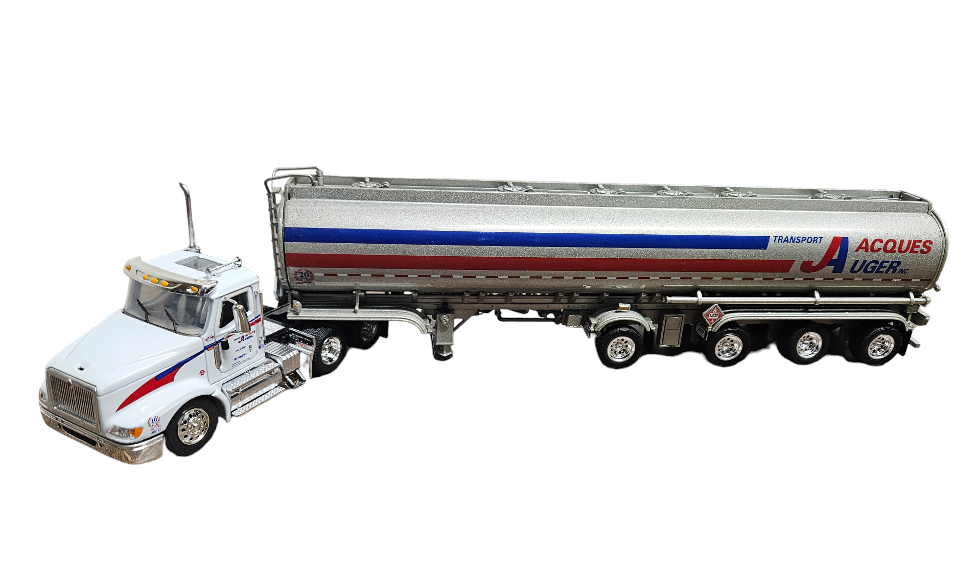INTERNATIONAL 9400 DAYCAB "TRANSPORT JACQUES AUGER w/PETROLEUM TANKER in 1/53