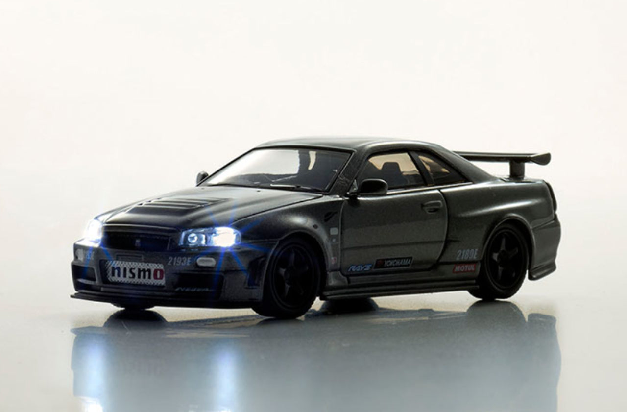 KYOSHO 1:64-NISSAN SKYLINE GT-R with LED (NISMO BNR34 CRS Version)