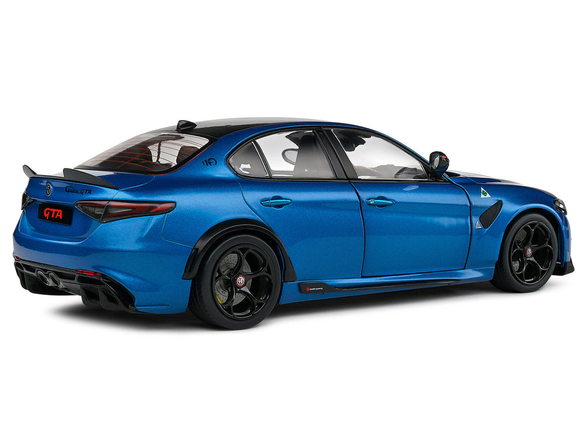 SOLIDO - 2022 Alfa Romeo Giulia GTA - (Blue with Carbon Top)
