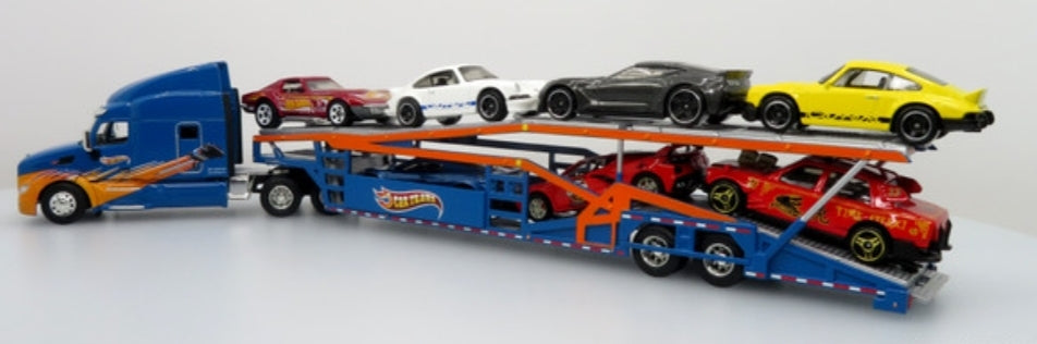 Peterbilt 579 w/ Car Hauler: CarTrans 1:64