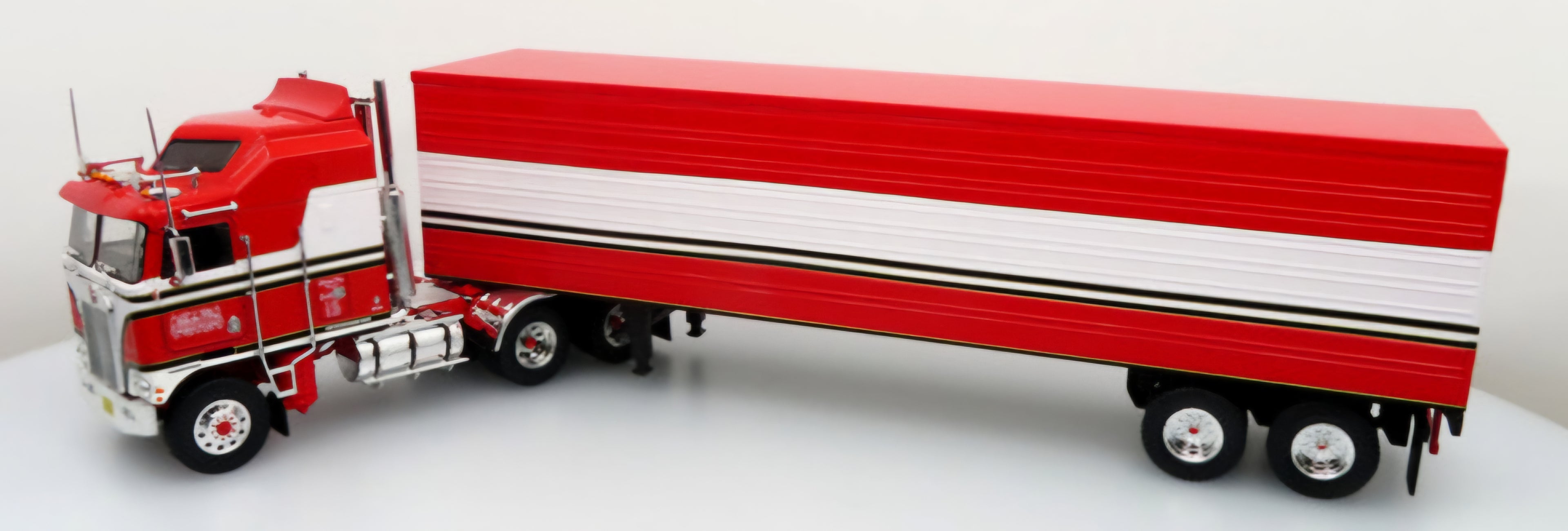 1979 Kenworth K100 Aerodyne w/ Trailer: MB McKay Trucking 1:43