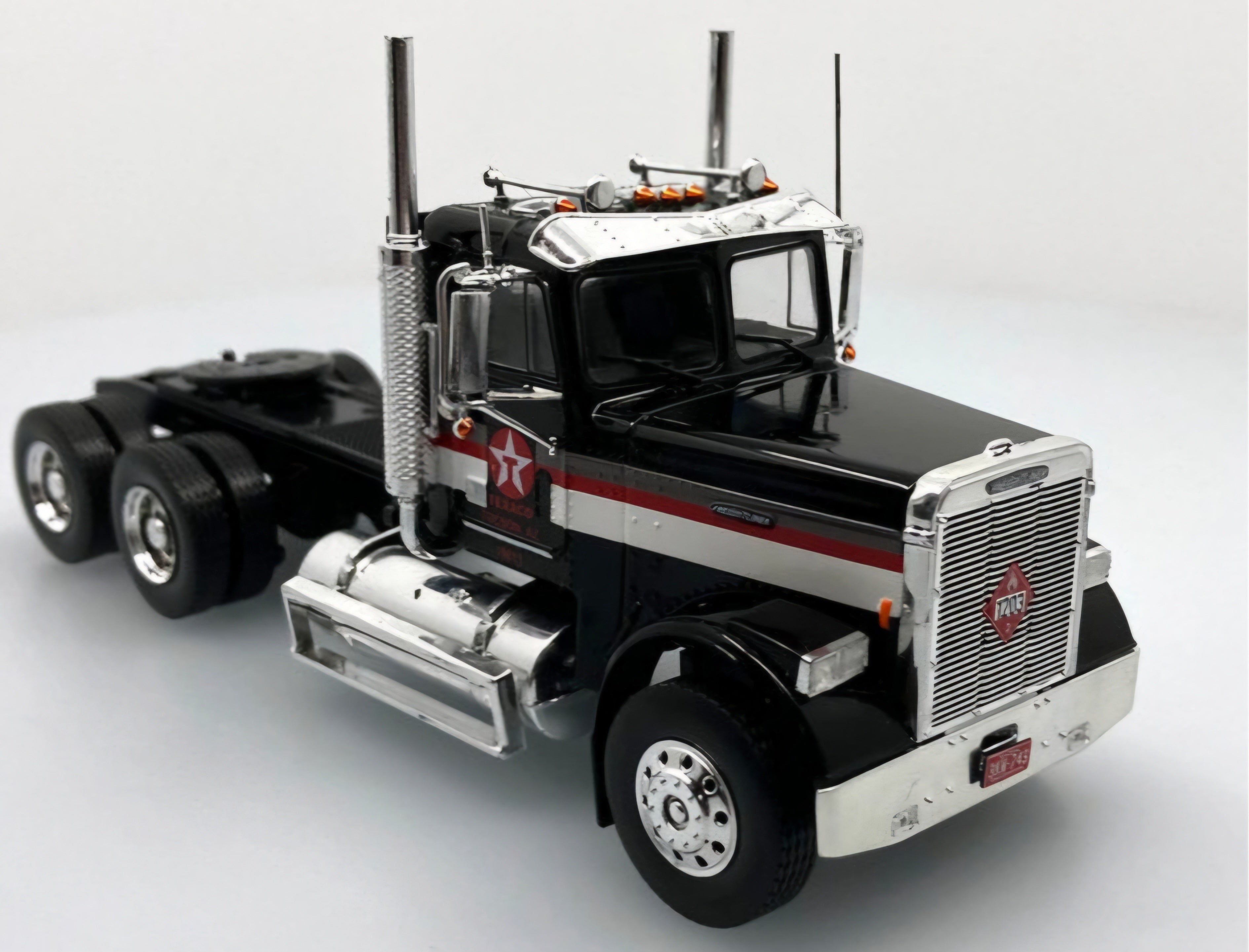1977 Freightliner FLC 120 64T Day Cab w/Tanker Trailer: Texaco Oil (1/43)