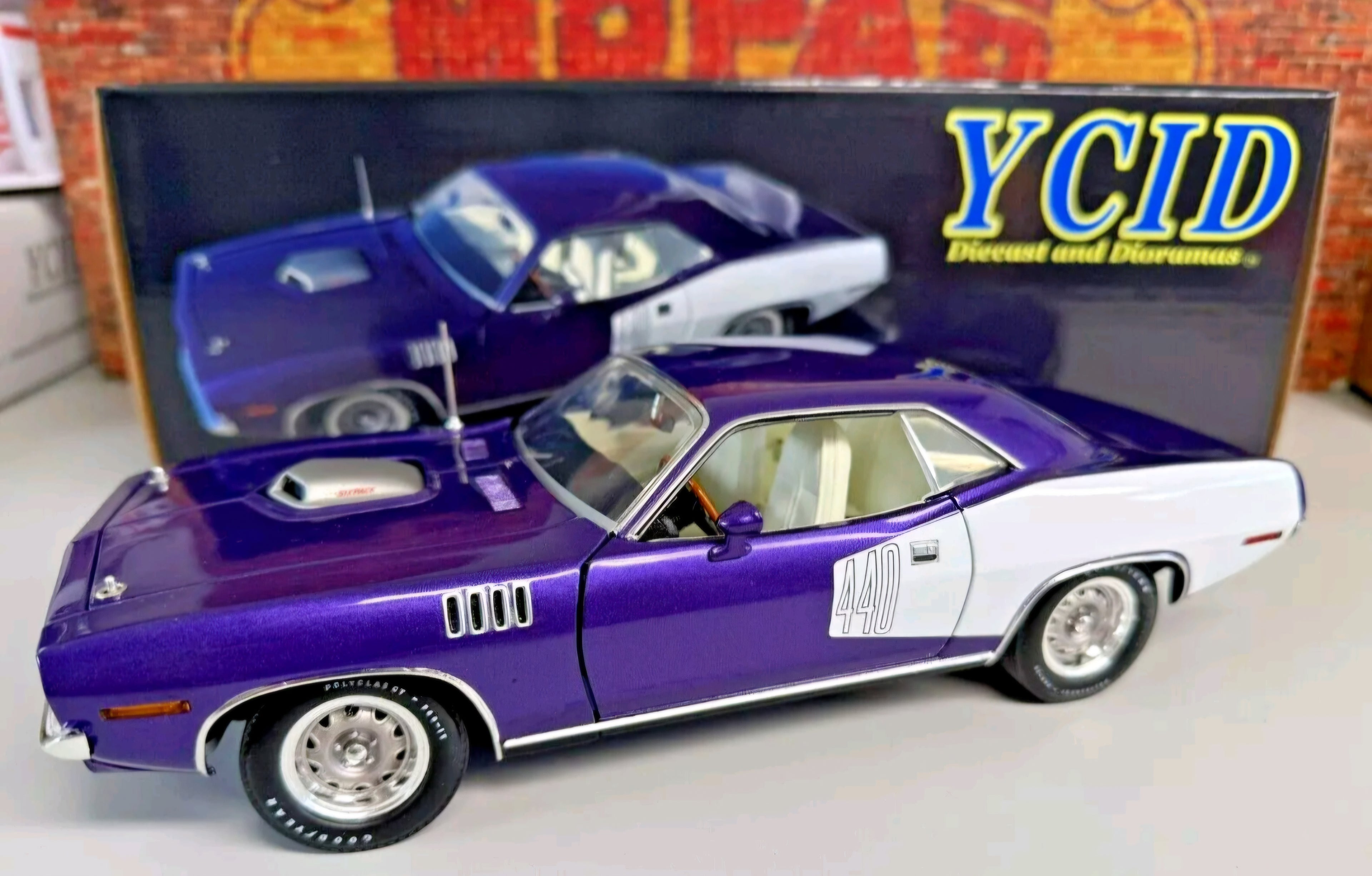 YCID-1971 Cuda, 440/6, Violet (Limitée à 199 unités-Limited to 199 units)
