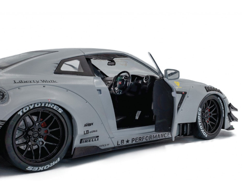 (LIMIT 1 PER CLIENT) NISSAN GT-R (R35) LBWK TYPE 2.0 WITH WATARU KATO-SAN FIGURE