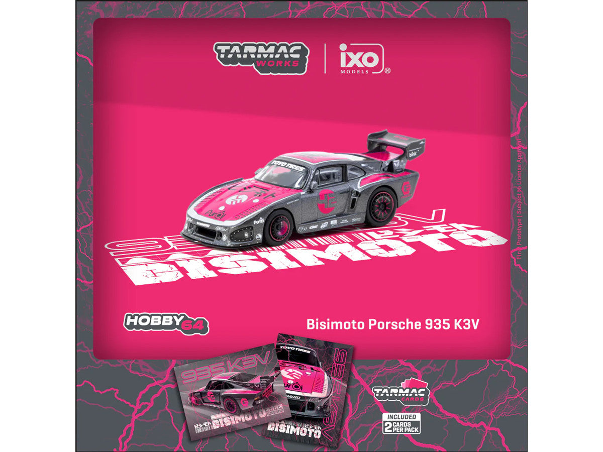Tarmac Works 1:64-Bisimoto Porsche 935 K3V Model Car + Trading Cards Combo Set