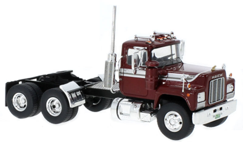 1966 Mack R-Series in Red - Cab Only 1/43 – Nice Car Collection