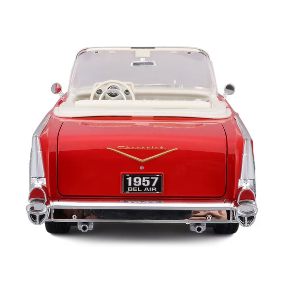 Maisto 1:18 Chevrolet Bel Air Convertible 1957 – Rouge avec intérieur blanc – Special Edition – 31476RD