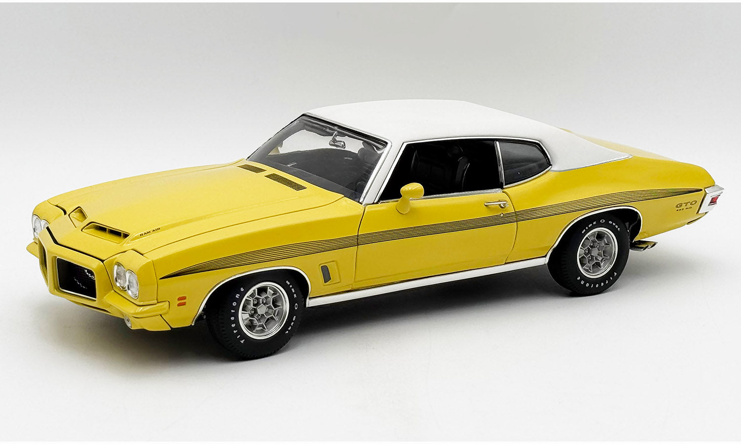1972 PONTIAC GTO LE MANS VINYL TOP - (Monarch Yellow) - A1801227