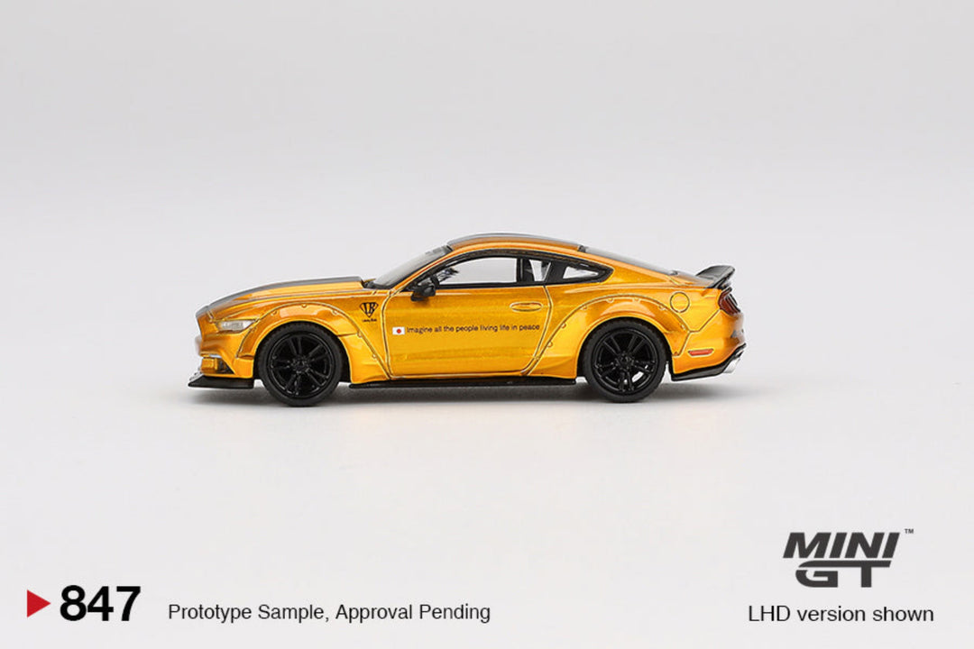 MINI GT-MLB-WORKS FORD MUSTANG LB GOLD-(MGT00847)