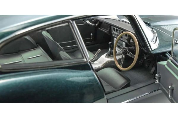 Jaguar E-Type (Dark Green)
