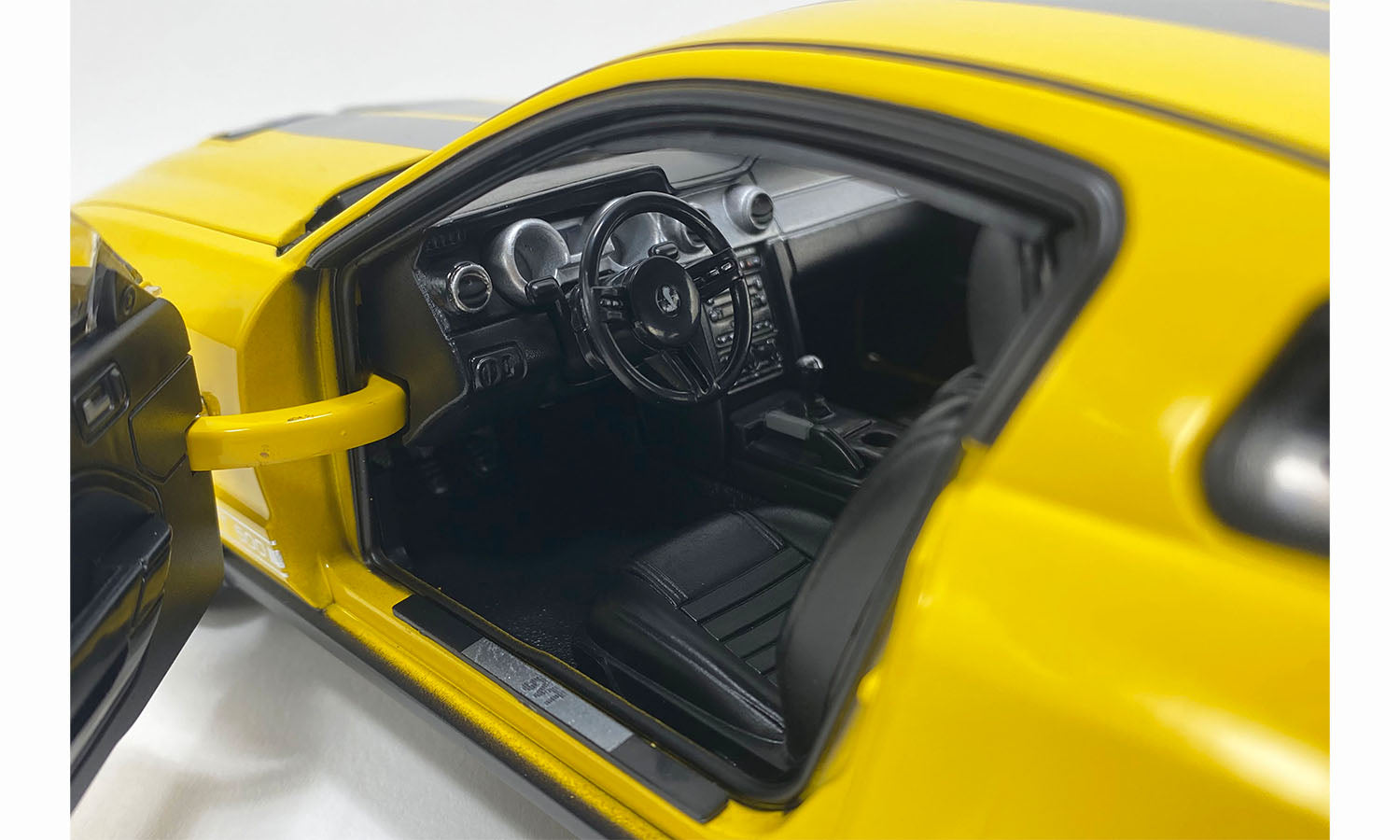 (PRE-ORDER, Q1, 2025) 2007 Ford Mustang Shelby GT500 - Yellow