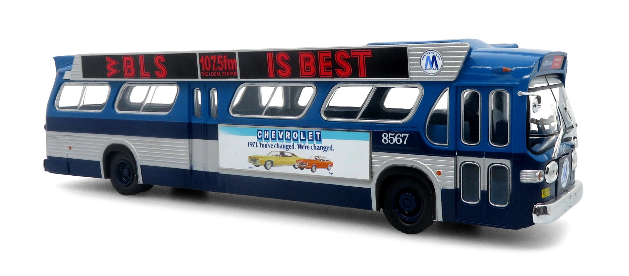 GM TDH-5303 Transit Bus 1963 1:43 MTA New York City Iconic Replicas 43-0666