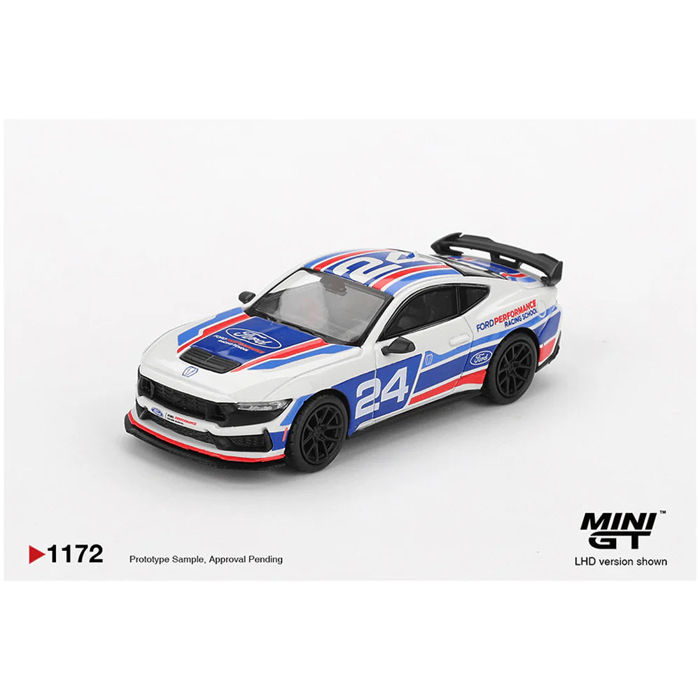 MINI GT-Ford Mustang Dark Horse