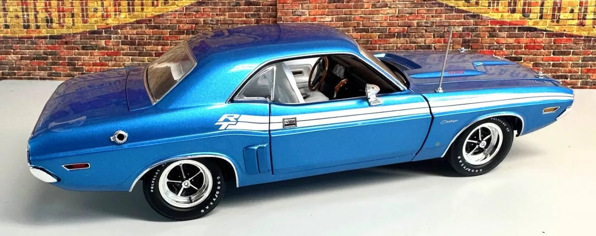 1971 DODGE CHALLENGER R/T 440 BLUE (Limitée à 150 unité seulement-Limited to 150 units only)