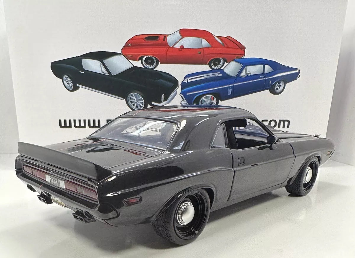 Dodge Challenger 1970 392 Hemi "Pro Touring Classic" YCID. (Limité à 250 unités-Limited de 250 Units)