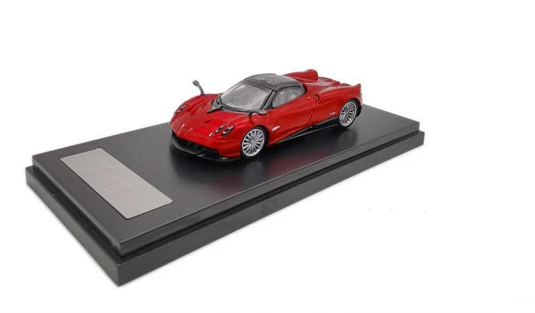 Pagani Huayra Roadster-(Red)