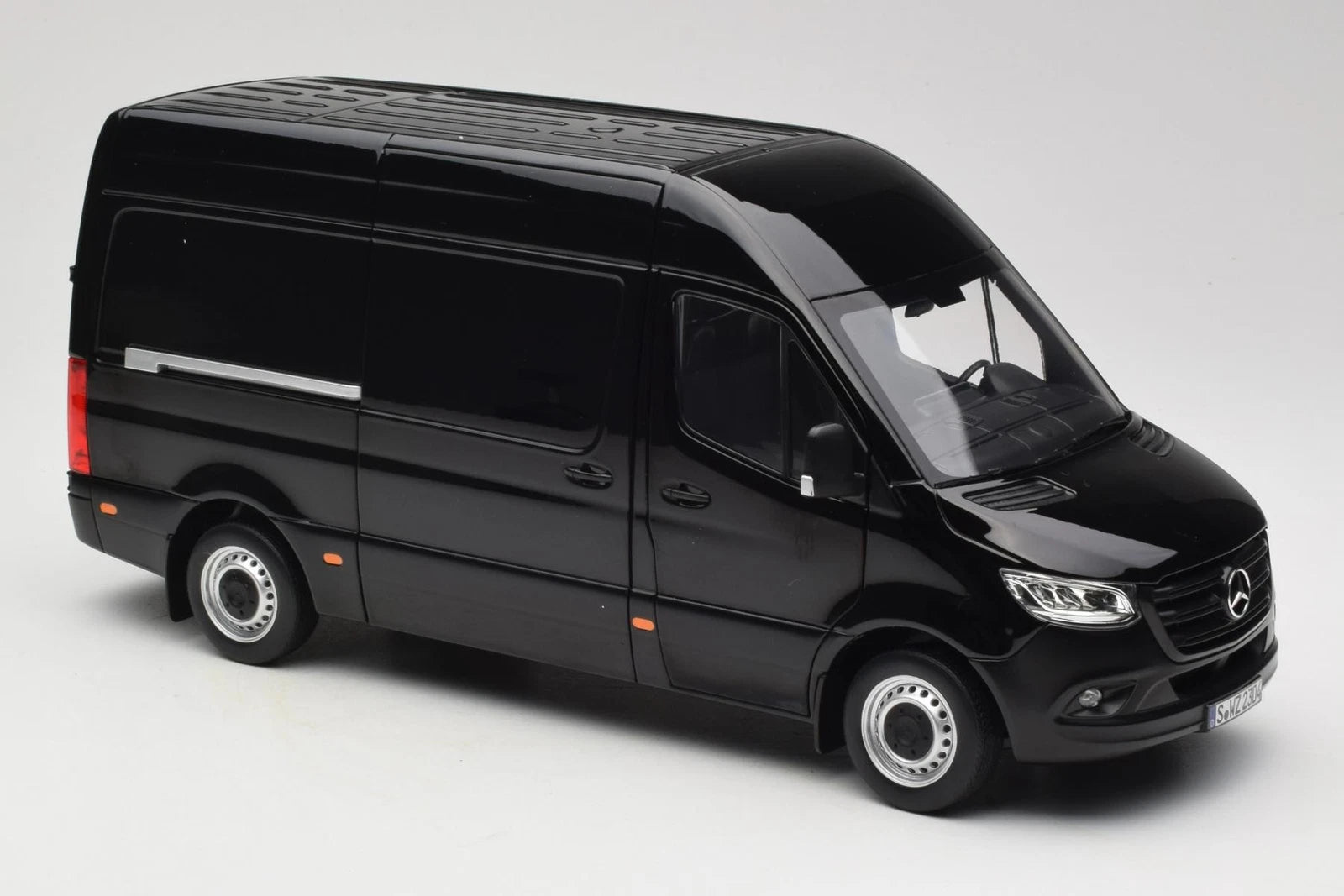 Mercedes-Benz Sprinter 2018 (Noir-Black)