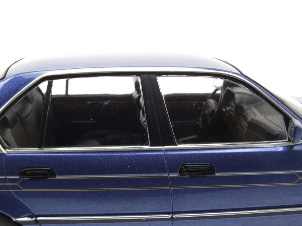 1992 BMW E32 Alpina B11 3.5 (Blue-Bleu)